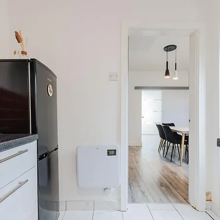 Muriel House * ريدكار